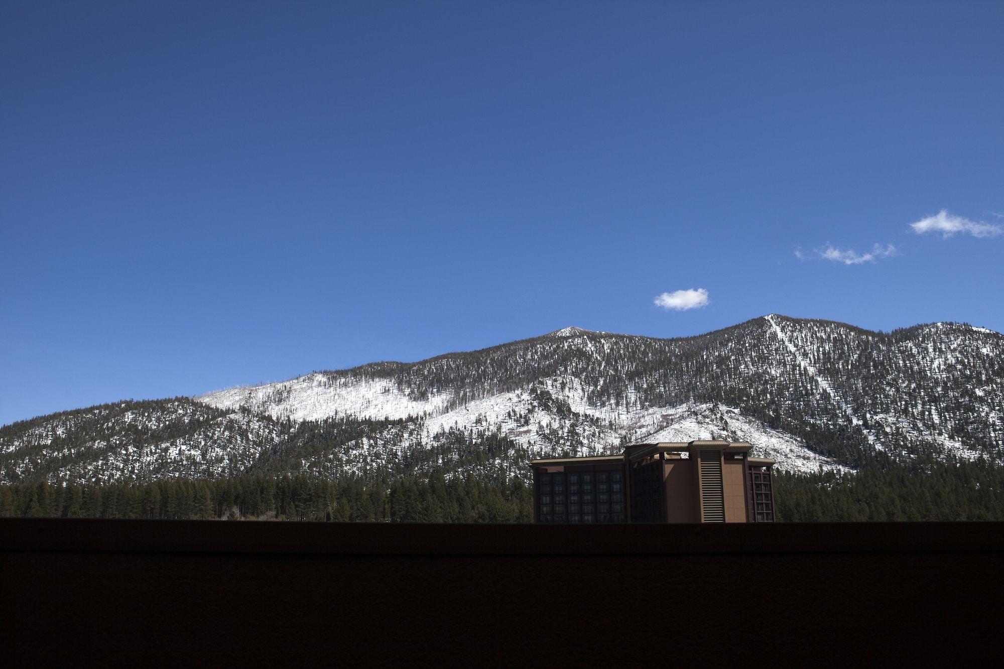 Golden Nugget Lake Tahoe Stateline Exterior foto